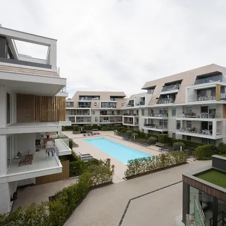 Apartment Mariella Met Parking En Zwembad *