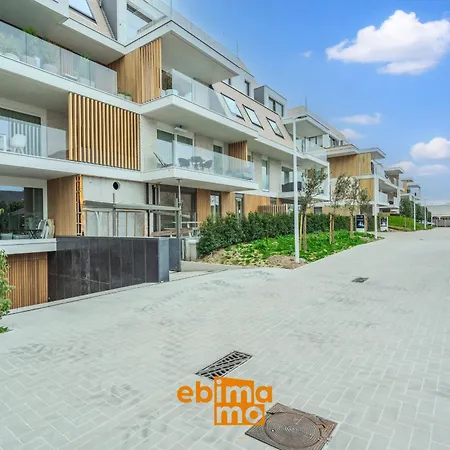 Daire Mariella Met Parking En Zwembad Nieuwpoort