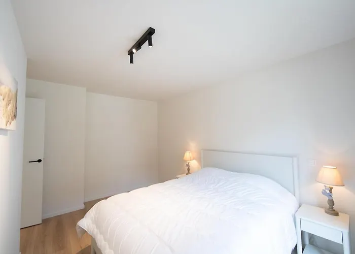 Mariella Met Parking En Zwembad *