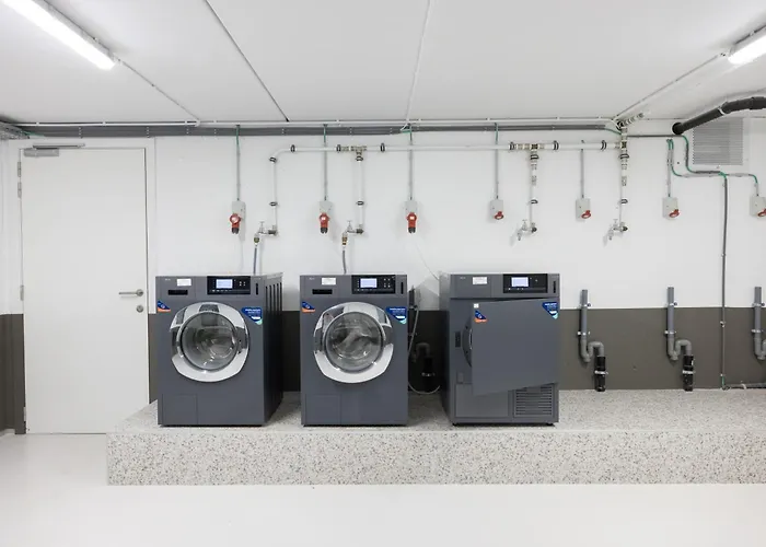 Mariella Met Parking En Zwembad * Nieuwpoort